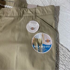 NWT Dickies Women's Work Casual Pants Relaxed Stretch Fabric Tan Size22R.